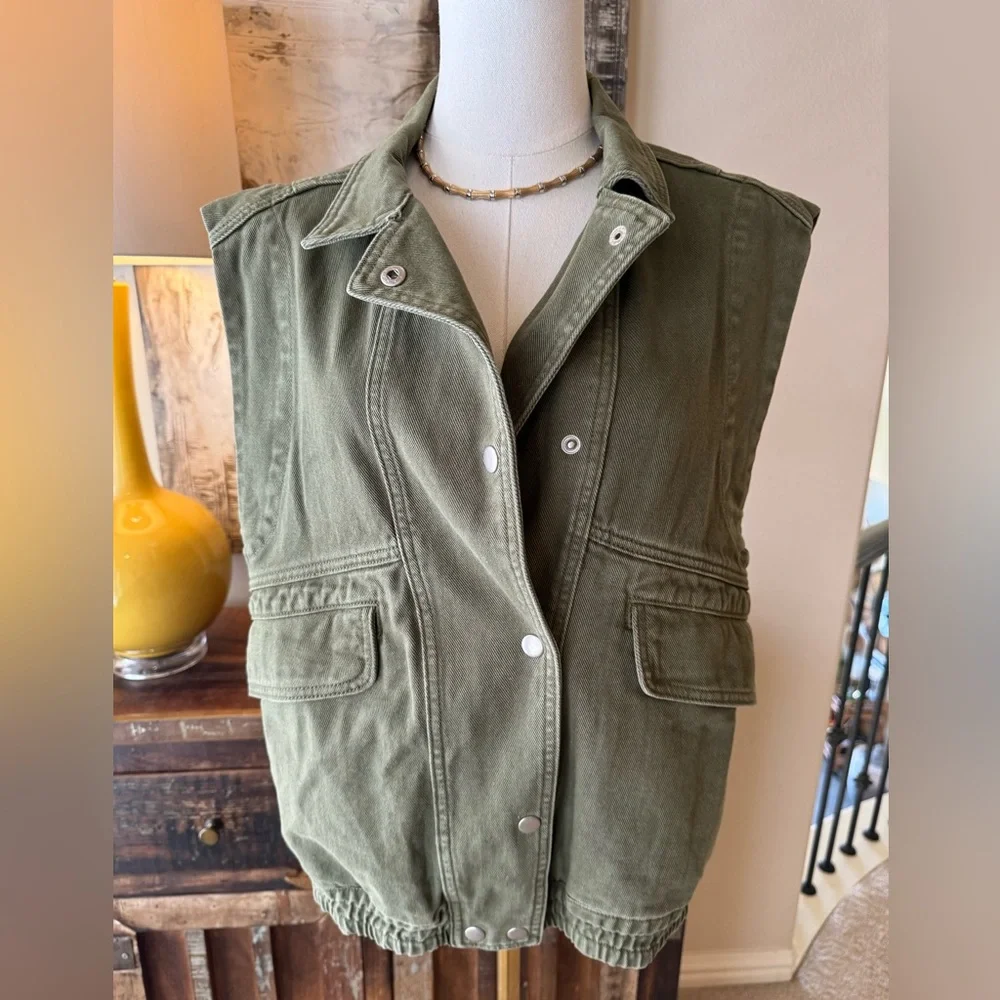 Miou Muse Green Utility Vest Size S/M - Picture 4 of 12